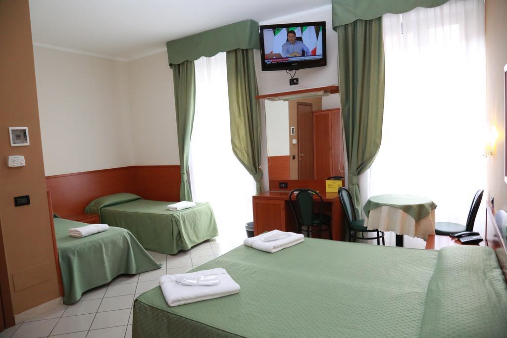 Hotel Dore Milan Bagian luar foto