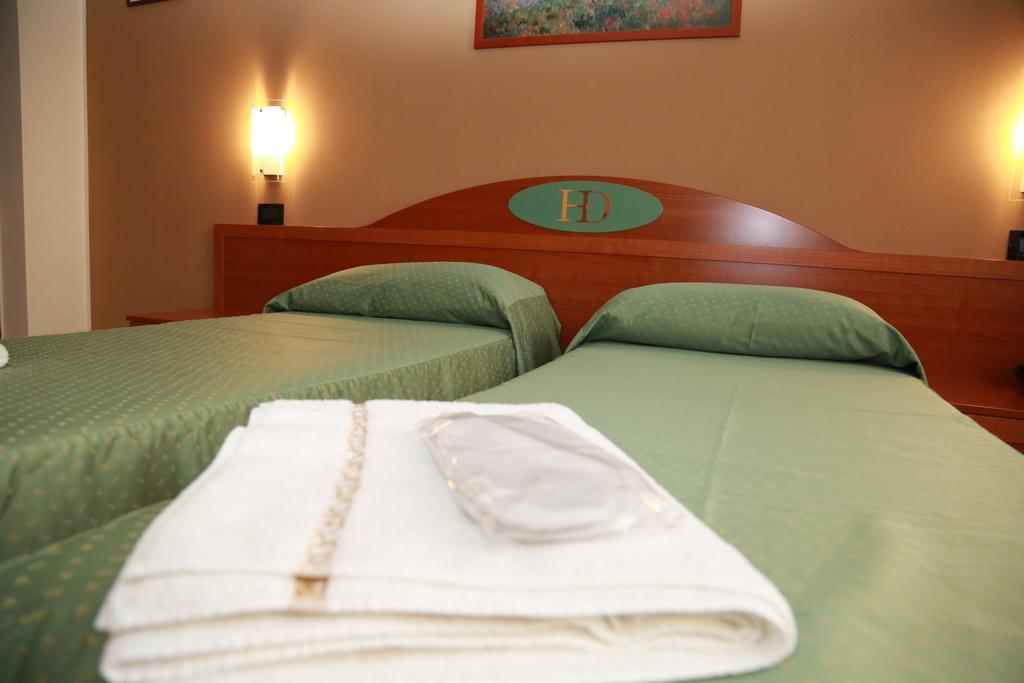 Hotel Dore Milan Bagian luar foto