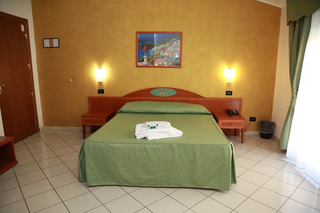 Hotel Dore Milan Bagian luar foto