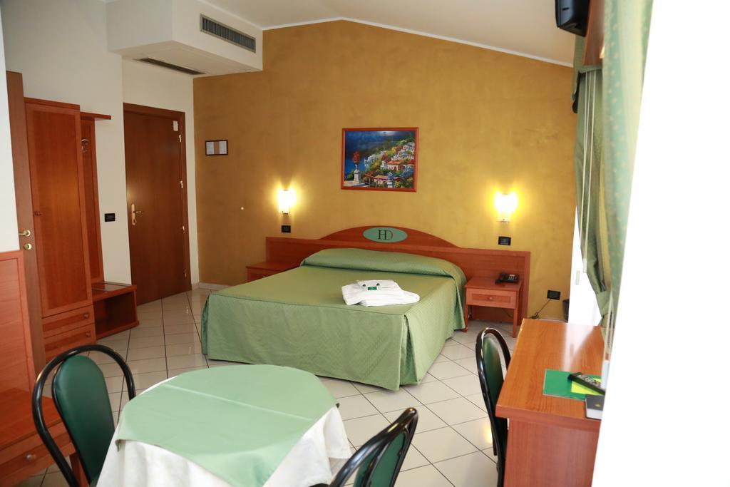 Hotel Dore Milan Bagian luar foto