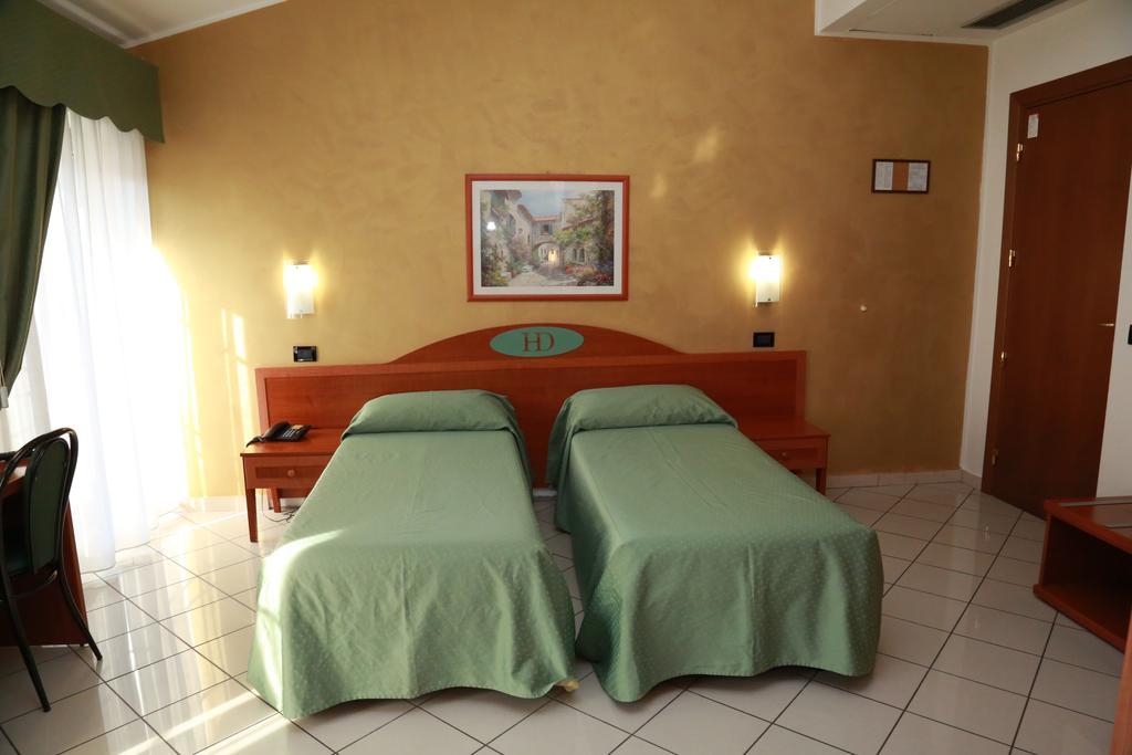 Hotel Dore Milan Bagian luar foto