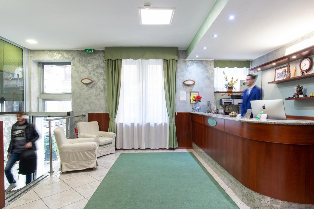 Hotel Dore Milan Bagian luar foto